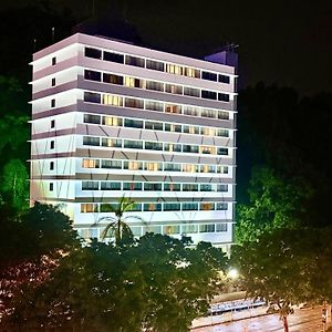 Hotel Shangri-La Kota Kinabalu